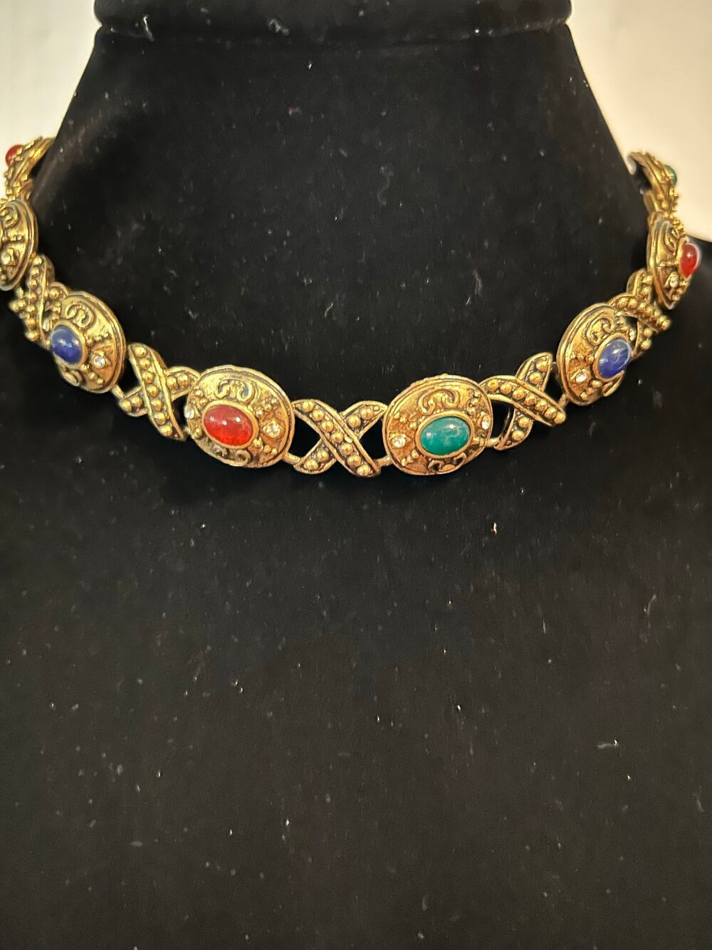 Vintage Etruscan XOXO Cabochon Statement Collar Necklace Gold Tone Hugs Kisses